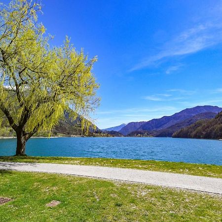 Sky&Pool Dom Lejlighed Riva del Garda Eksteriør billede