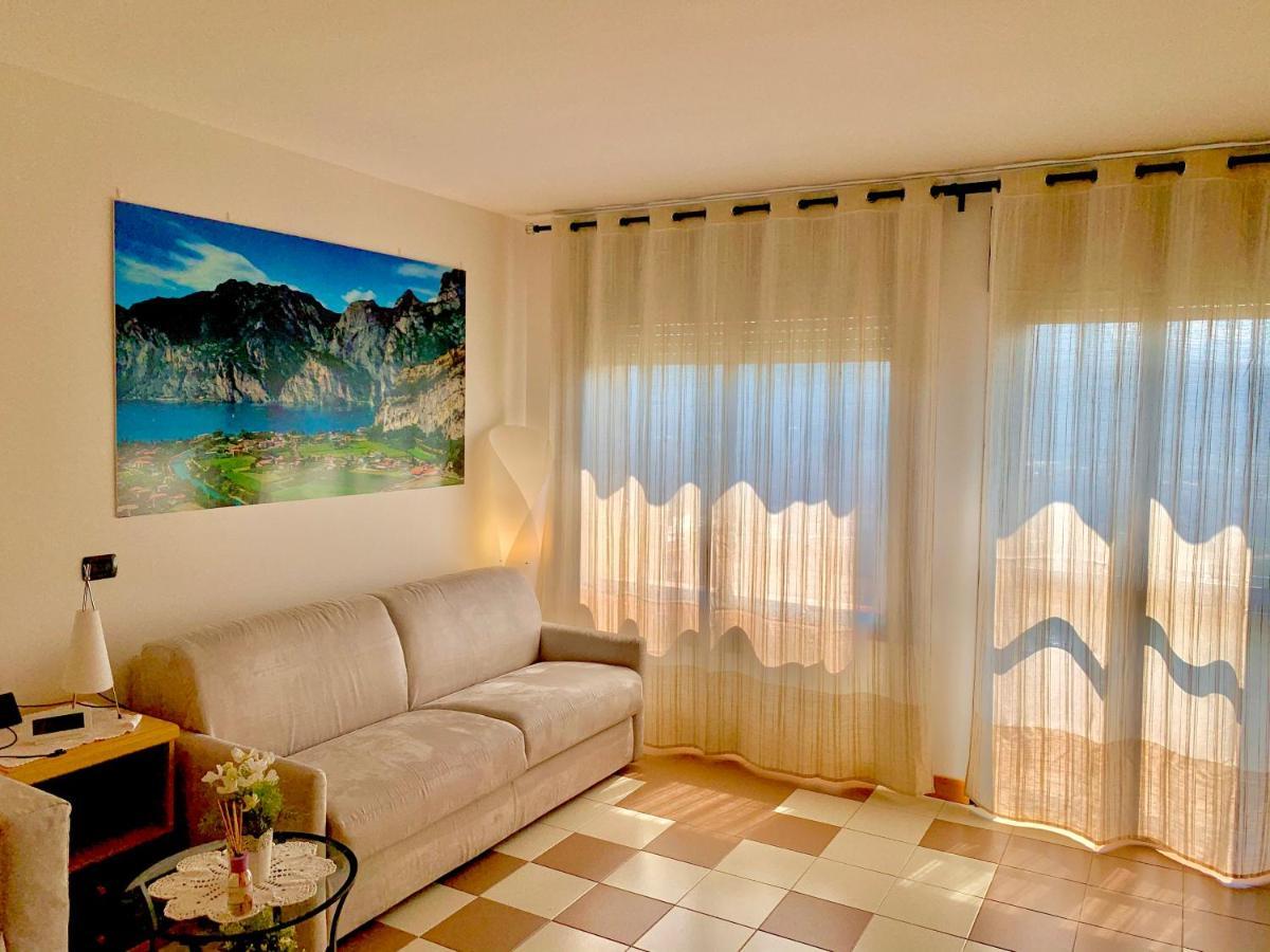 Sky&Pool Dom Lejlighed Riva del Garda Eksteriør billede