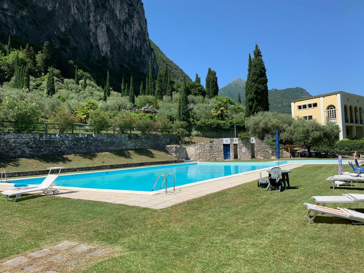 Sky&Pool Dom Lejlighed Riva del Garda Eksteriør billede